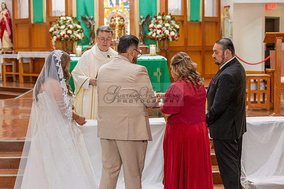 LINK #1-Luis and Luisa wedding celebration in Santa Ana Ca, reception at the Love Songs Venue in Perris Ca, photography and videography by Gustavo Villarreal, 323-633-8283, www.gvphotoandvideo.com