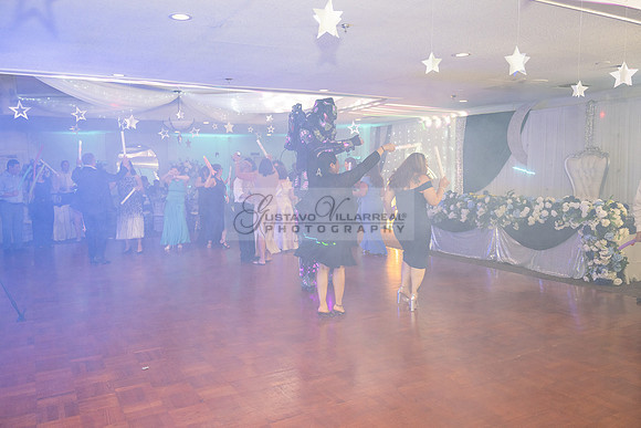 Lydia Grace Quinceanera celebration photography, videography at Luminarias Restaurant in Monterey Park Ca by Gustavo Villarreal photography, 323-633-8283
