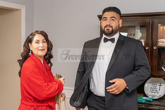 Susana and Jon wedding celebration at Candlewood Country Club in Whittier Ca, Gustavo Villarreal photographer, videographer 323-633-8283, www.gvphotoandvideo.com