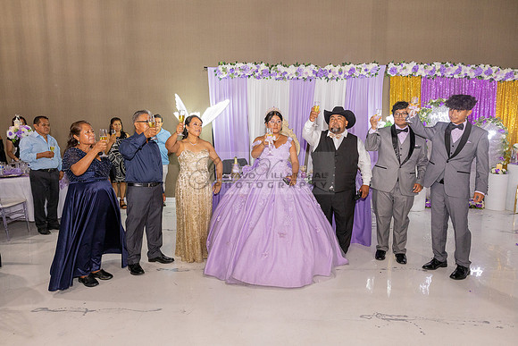 Amy Lopez quinceanera event celebration in Los Angeles Ca, photography and videography by Gustavo Villarreal. 323-633-8283, www.gvphotoandvideo.com