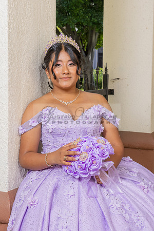 Amy Lopez quinceanera event celebration in Los Angeles Ca, photography and videography by Gustavo Villarreal. 323-633-8283, www.gvphotoandvideo.com