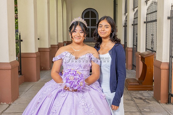 Amy Lopez quinceanera event celebration in Los Angeles Ca, photography and videography by Gustavo Villarreal. 323-633-8283, www.gvphotoandvideo.com