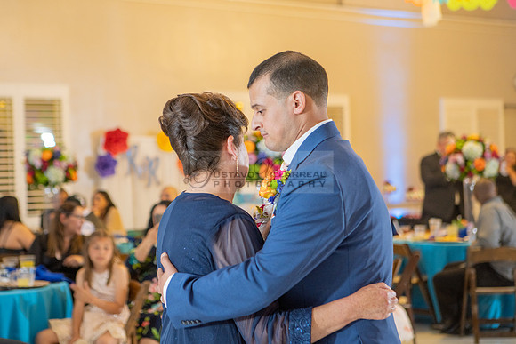 Reyna and Rene wedding celebration, reception, photographer, videographer at Pasadena city hall in Pasadena Ca, Gustavo Villarreal Photography, 323-633-8283, www.gvphotoandvideo.com