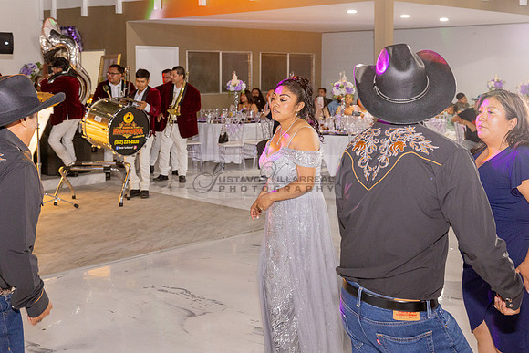 Amy Lopez quinceanera event celebration in Los Angeles Ca, photography and videography by Gustavo Villarreal. 323-633-8283, www.gvphotoandvideo.com
