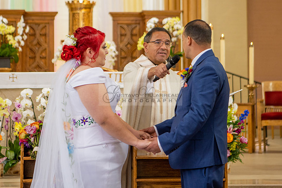 Reyna and Rene wedding celebration, reception, photographer, videographer at Pasadena city hall in Pasadena Ca, Gustavo Villarreal Photography, 323-633-8283, www.gvphotoandvideo.com