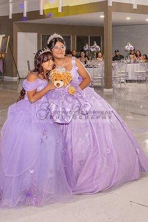 Amy Lopez quinceanera event celebration in Los Angeles Ca, photography and videography by Gustavo Villarreal. 323-633-8283, www.gvphotoandvideo.com
