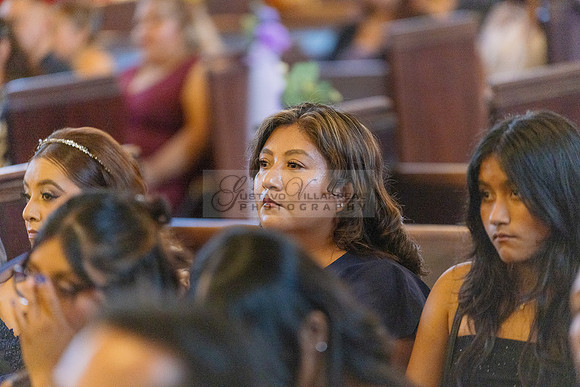 Amy Lopez quinceanera event celebration in Los Angeles Ca, photography and videography by Gustavo Villarreal. 323-633-8283, www.gvphotoandvideo.com