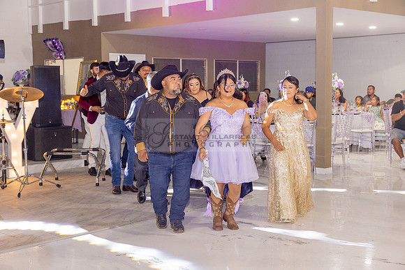 Amy Lopez quinceanera event celebration in Los Angeles Ca, photography and videography by Gustavo Villarreal. 323-633-8283, www.gvphotoandvideo.com