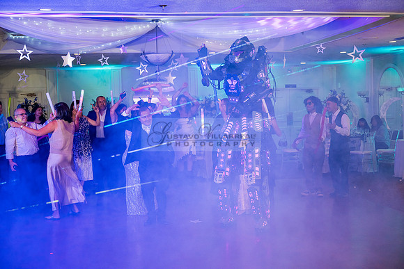 Lydia Grace Quinceanera celebration photography, videography at Luminarias Restaurant in Monterey Park Ca by Gustavo Villarreal photography, 323-633-8283
