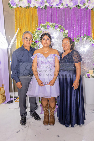 Amy Lopez quinceanera event celebration in Los Angeles Ca, photography and videography by Gustavo Villarreal. 323-633-8283, www.gvphotoandvideo.com