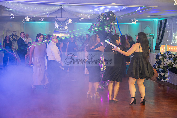 Lydia Grace Quinceanera celebration photography, videography at Luminarias Restaurant in Monterey Park Ca by Gustavo Villarreal photography, 323-633-8283