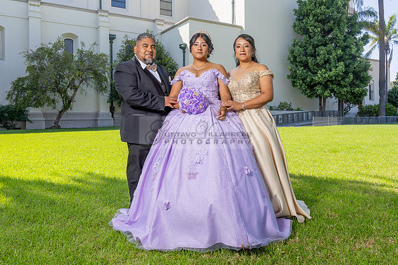 Amy Lopez quinceanera event celebration in Los Angeles Ca, photography and videography by Gustavo Villarreal. 323-633-8283, www.gvphotoandvideo.com