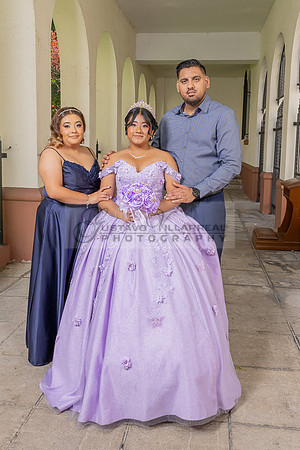 Amy Lopez quinceanera event celebration in Los Angeles Ca, photography and videography by Gustavo Villarreal. 323-633-8283, www.gvphotoandvideo.com