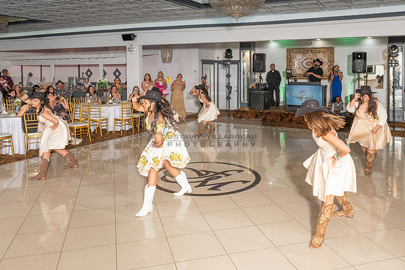 Arianna Tejada quinceanera celebration, photography, videography at Our lady of Guadalupe in El Monte Ca, Fiesta Mexican banquet Hall Montclair Ca, Gustavo Villarreal photo and video, 323-633-8283, ww