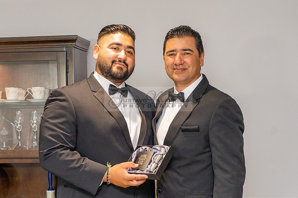 Susana and Jon wedding celebration at Candlewood Country Club in Whittier Ca, Gustavo Villarreal photographer, videographer 323-633-8283, www.gvphotoandvideo.com