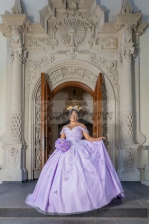 Amy Lopez quinceanera event celebration in Los Angeles Ca, photography and videography by Gustavo Villarreal. 323-633-8283, www.gvphotoandvideo.com