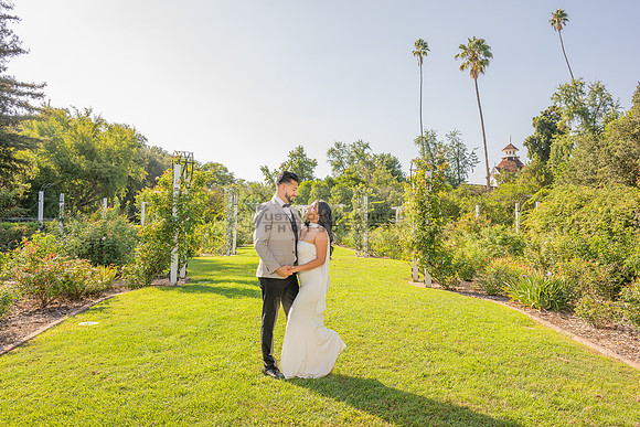 Erick and Yomira wedding, engagement photos at Los Angeles Arboretum & Botanic Garden in Arcadia Ca, images by Gustavo Villarreal Photography, 323-633-8283, www.gvphotoandvideo.com
