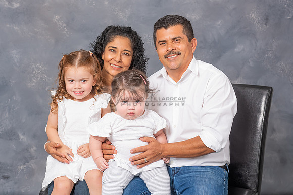 Andres family portraits, fotos de familia en Whittier Ca, 323-633-8283, www.gvphotoandvideo.com