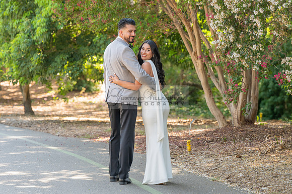 Erick and Yomira wedding, engagement photos at Los Angeles Arboretum & Botanic Garden in Arcadia Ca, images by Gustavo Villarreal Photography, 323-633-8283, www.gvphotoandvideo.com