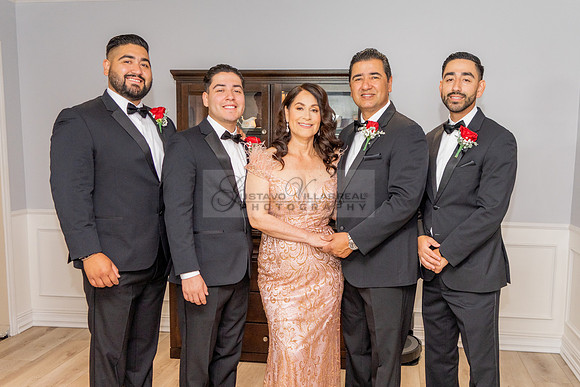 Susana and Jon wedding celebration at Candlewood Country Club in Whittier Ca, Gustavo Villarreal photographer, videographer 323-633-8283, www.gvphotoandvideo.com