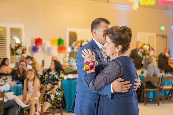 Reyna and Rene wedding celebration, reception, photographer, videographer at Pasadena city hall in Pasadena Ca, Gustavo Villarreal Photography, 323-633-8283, www.gvphotoandvideo.com