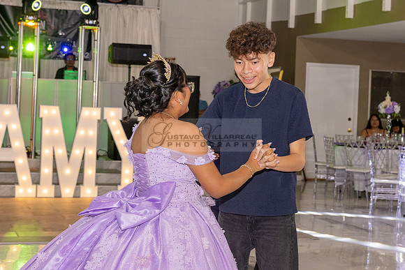 Amy Lopez quinceanera event celebration in Los Angeles Ca, photography and videography by Gustavo Villarreal. 323-633-8283, www.gvphotoandvideo.com