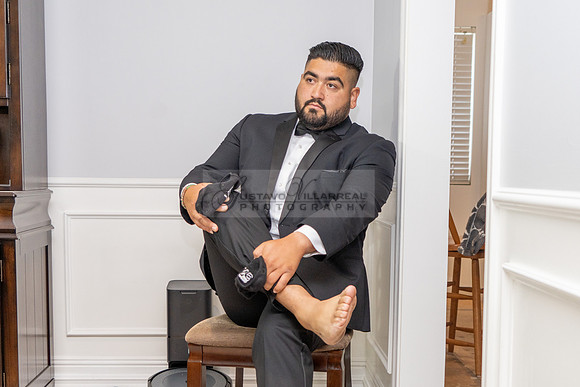 Susana and Jon wedding celebration at Candlewood Country Club in Whittier Ca, Gustavo Villarreal photographer, videographer 323-633-8283, www.gvphotoandvideo.com