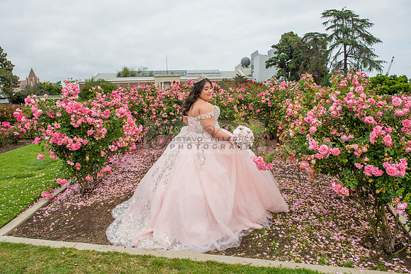 Guadalupe quinceanera photo session at Expo Center, Exposition Park Rose Garden in Los Angeles Ca by Gustavo Villarreal Photography, 323-633-8283, www.gvphotoandvideo.com