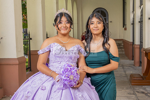 Amy Lopez quinceanera event celebration in Los Angeles Ca, photography and videography by Gustavo Villarreal. 323-633-8283, www.gvphotoandvideo.com