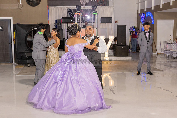 Amy Lopez quinceanera event celebration in Los Angeles Ca, photography and videography by Gustavo Villarreal. 323-633-8283, www.gvphotoandvideo.com