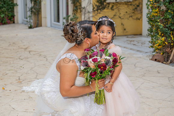 LINK #1-Ana Gabriela and Giovan wedding celebration, reception at Temple Emanuel of Beverly Hills Ca, wedding photos at Sunset States in Los Angeles California, photography and videography by Gustavo