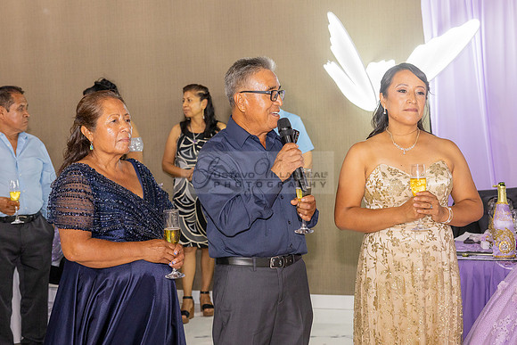 Amy Lopez quinceanera event celebration in Los Angeles Ca, photography and videography by Gustavo Villarreal. 323-633-8283, www.gvphotoandvideo.com