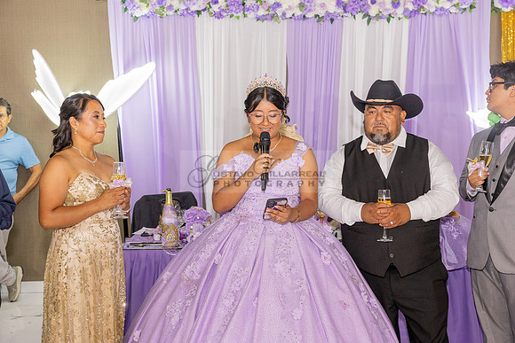 Amy Lopez quinceanera event celebration in Los Angeles Ca, photography and videography by Gustavo Villarreal. 323-633-8283, www.gvphotoandvideo.com