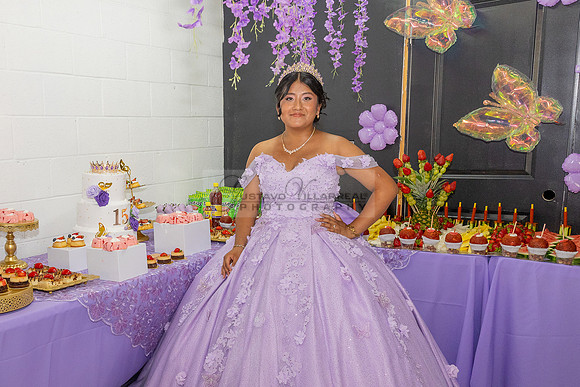 Amy Lopez quinceanera event celebration in Los Angeles Ca, photography and videography by Gustavo Villarreal. 323-633-8283, www.gvphotoandvideo.com