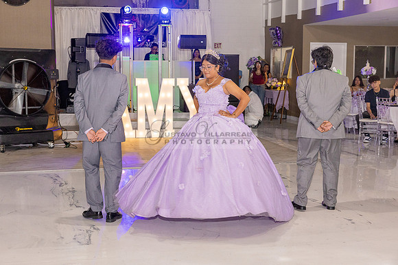 Amy Lopez quinceanera event celebration in Los Angeles Ca, photography and videography by Gustavo Villarreal. 323-633-8283, www.gvphotoandvideo.com