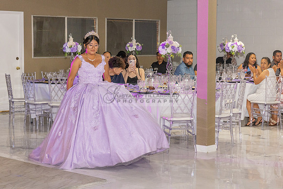 Amy Lopez quinceanera event celebration in Los Angeles Ca, photography and videography by Gustavo Villarreal. 323-633-8283, www.gvphotoandvideo.com