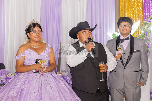 Amy Lopez quinceanera event celebration in Los Angeles Ca, photography and videography by Gustavo Villarreal. 323-633-8283, www.gvphotoandvideo.com