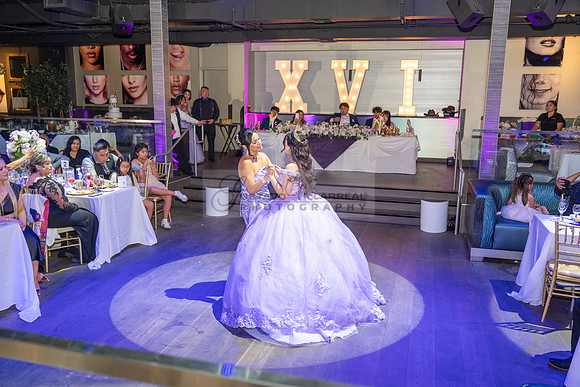 Leah Torres quinceanera celebration, reception, photography, videography, reception, Quiet Cannon Banquet Hall in the city of Montebello Ca, Gustavo Villarreal photographer, 323-633-8283, www.gvphotoa