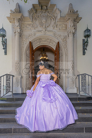 Amy Lopez quinceanera event celebration in Los Angeles Ca, photography and videography by Gustavo Villarreal. 323-633-8283, www.gvphotoandvideo.com