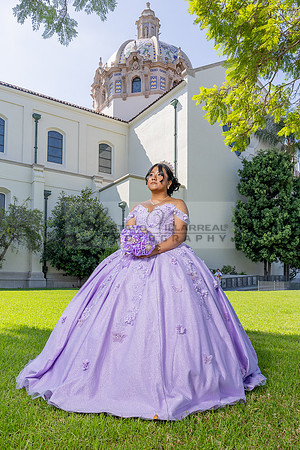 Amy Lopez quinceanera event celebration in Los Angeles Ca, photography and videography by Gustavo Villarreal. 323-633-8283, www.gvphotoandvideo.com