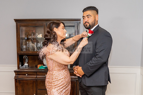 Susana and Jon wedding celebration at Candlewood Country Club in Whittier Ca, Gustavo Villarreal photographer, videographer 323-633-8283, www.gvphotoandvideo.com