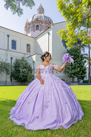 Amy Lopez quinceanera event celebration in Los Angeles Ca, photography and videography by Gustavo Villarreal. 323-633-8283, www.gvphotoandvideo.com