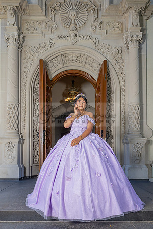 Amy Lopez quinceanera event celebration in Los Angeles Ca, photography and videography by Gustavo Villarreal. 323-633-8283, www.gvphotoandvideo.com