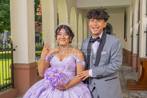 Amy Lopez quinceanera event celebration in Los Angeles Ca, photography and videography by Gustavo Villarreal. 323-633-8283, www.gvphotoandvideo.com