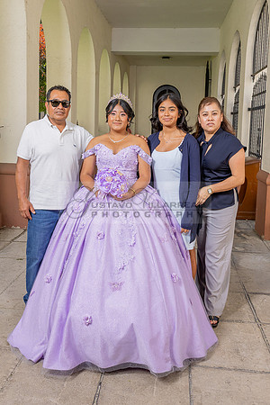 Amy Lopez quinceanera event celebration in Los Angeles Ca, photography and videography by Gustavo Villarreal. 323-633-8283, www.gvphotoandvideo.com