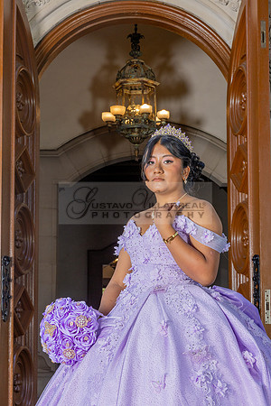 Amy Lopez quinceanera event celebration in Los Angeles Ca, photography and videography by Gustavo Villarreal. 323-633-8283, www.gvphotoandvideo.com