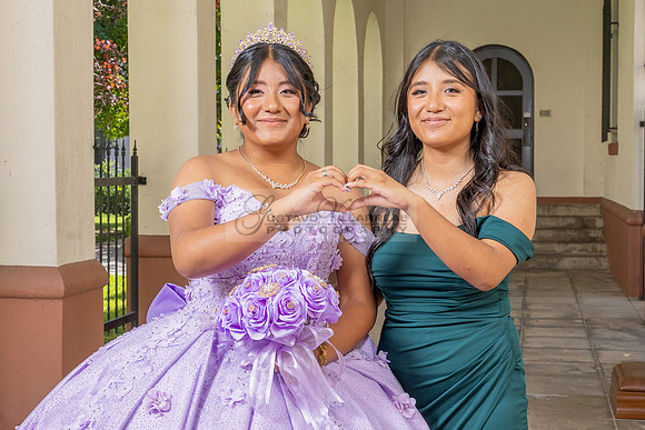 Amy Lopez quinceanera event celebration in Los Angeles Ca, photography and videography by Gustavo Villarreal. 323-633-8283, www.gvphotoandvideo.com