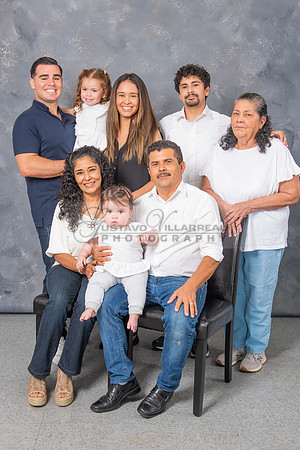 Andres family portraits, fotos de familia en Whittier Ca, 323-633-8283, www.gvphotoandvideo.com