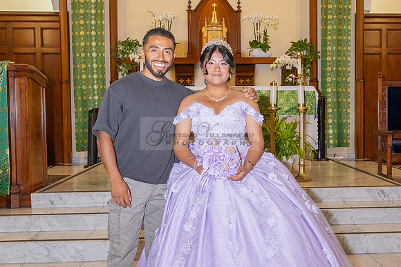 Amy Lopez quinceanera event celebration in Los Angeles Ca, photography and videography by Gustavo Villarreal. 323-633-8283, www.gvphotoandvideo.com