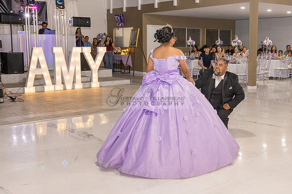 Amy Lopez quinceanera event celebration in Los Angeles Ca, photography and videography by Gustavo Villarreal. 323-633-8283, www.gvphotoandvideo.com